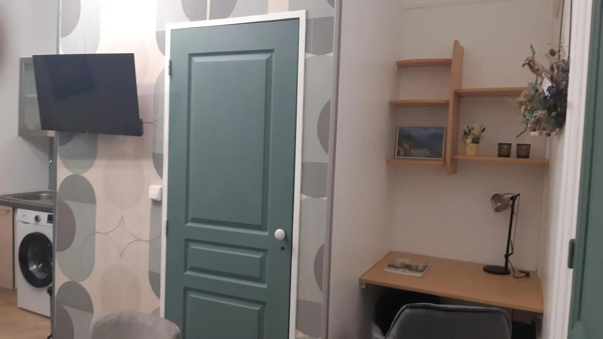 Residence Le Beau Site Studio Renove Aix-les-Bains 0*,  France